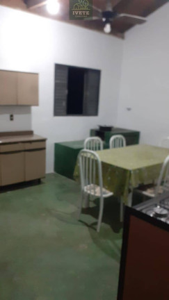 Imagem Casa com 3 Quartos à Venda, 3.000 m²