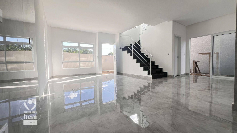 Imagem Sobrado com 3 Quartos à Venda, 110 m² em Boqueirão - Curitiba