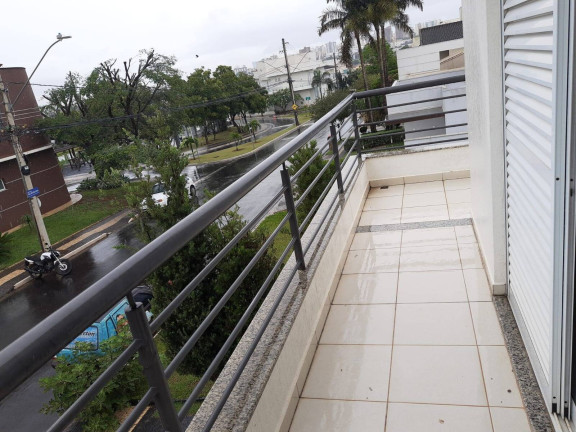 Imagem Casa com 4 Quartos à Venda, 246 m² em Jardim Inconfidência - Uberlândia Imagem Casa com 4 Quartos à Venda, 246 m² em Jardim Inconfidência - Uberlândia
