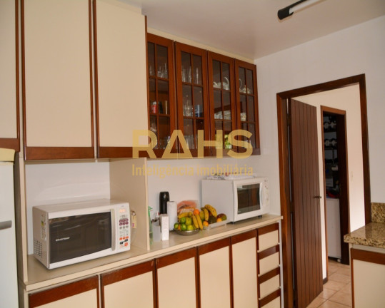 Imagem Casa de Condomínio com 4 Quartos à Venda, 460 m² em Saguaçu - Joinville Imagem Casa de Condomínio com 4 Quartos à Venda, 460 m² em Saguaçu - Joinville