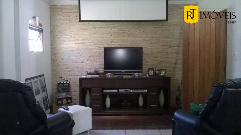 Imagem Casa com 4 Quartos à Venda, 400 m² em Parque Hotel - Araruama Imagem Casa com 4 Quartos à Venda, 400 m² em Parque Hotel - Araruama