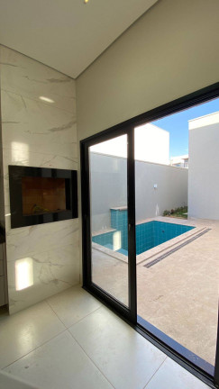 Imagem Casa com 3 Quartos à Venda, 148 m² em Tijucal - Cuiabá