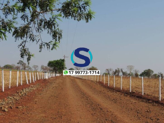 Imagem Terreno à Venda, 450 m² em Vale Do Formoso - Indiaporã Imagem Terreno à Venda, 450 m² em Vale Do Formoso - Indiaporã