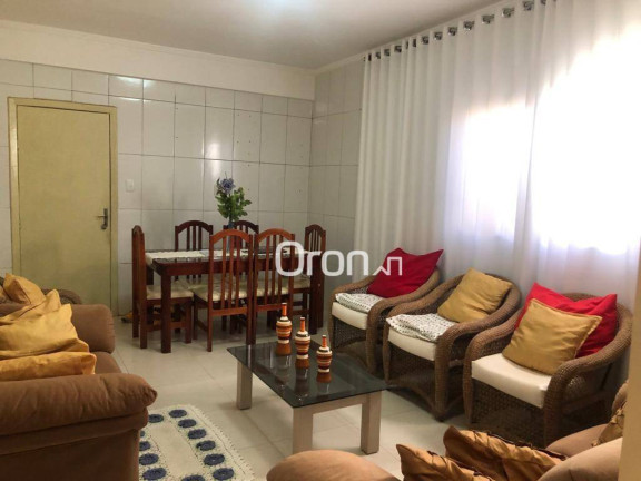 Sobrado com 3 Quartos à Venda, 320 m² em Parque Atheneu - Goiânia