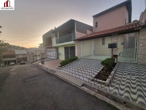 Casa com 4 Quartos à Venda,  em Real Park - Caieiras