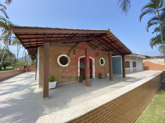 Casa com 6 Quartos à Venda, 400 m² em Lagoinha - Ubatuba