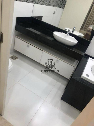 Imagem Sobrado com 3 Quartos à Venda, 202 m² em Esperança - Londrina