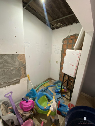 Imagem Casa com 2 Quartos à Venda, 128 m²