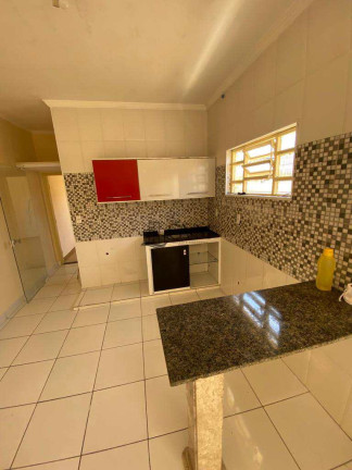 Imagem Casa com 2 Quartos à Venda, 80 m² em Real - Praia Grande Imagem Casa com 2 Quartos à Venda, 80 m² em Real - Praia Grande