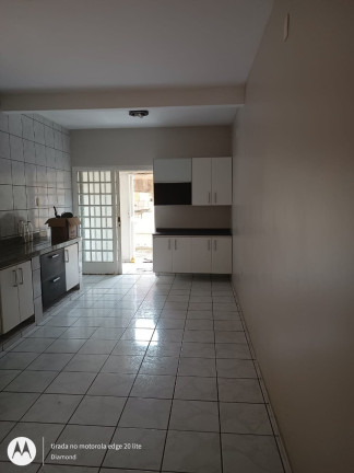 Imagem Casa com 3 Quartos à Venda, 300 m² em Lourival Parente - Teresina
