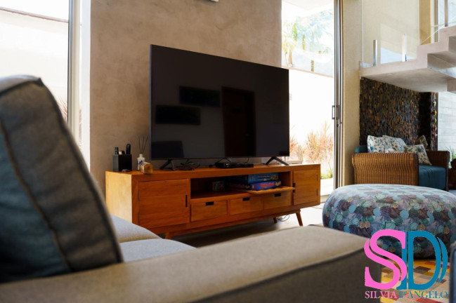 Imagem Casa de Condomínio com 5 Quartos à Venda, 350 m² em Lagoinha - Ubatuba Imagem Casa de Condomínio com 5 Quartos à Venda, 350 m² em Lagoinha - Ubatuba