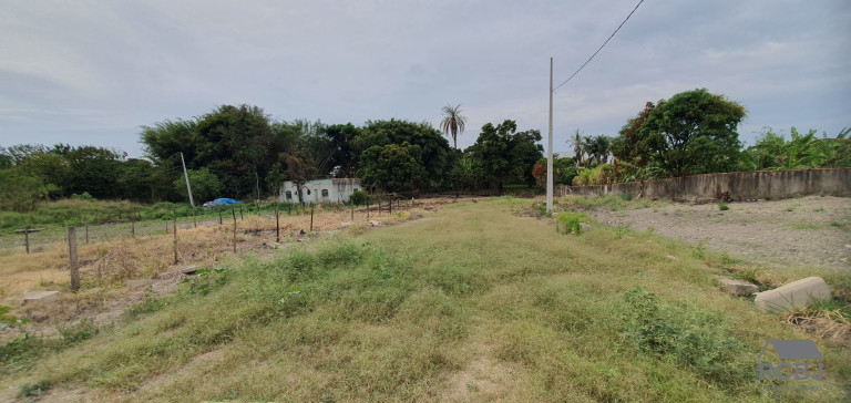Imagem Terreno à Venda, 450 m² em Centro - Esmeraldas Imagem Terreno à Venda, 450 m² em Centro - Esmeraldas