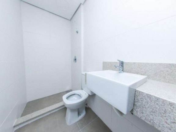 Imagem Apartamento com 2 Quartos à Venda, 76 m² em São João - Porto Alegre Imagem Apartamento com 2 Quartos à Venda, 76 m² em São João - Porto Alegre