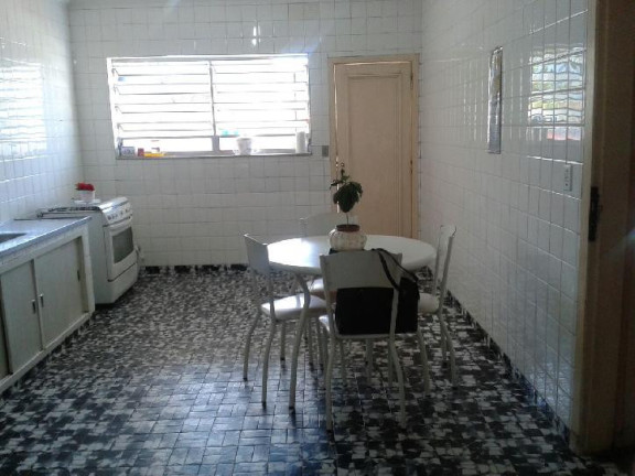 Imagem Casa à Venda, em Vila Maria Helena - Carapicuíba Imagem Casa à Venda, em Vila Maria Helena - Carapicuíba