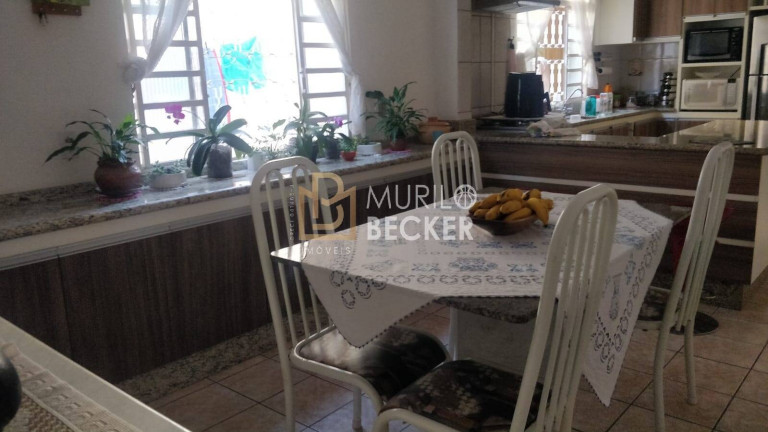 Imagem Casa com 3 Quartos à Venda, 210 m² em Parque Residencial Flamboyant - São José Dos Campos