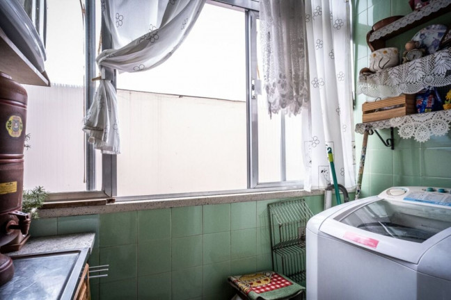 Imagem Imóvel com 2 Quartos à Venda, 59 m² em Passo Da Areia - Porto Alegre Imagem Imóvel com 2 Quartos à Venda, 59 m² em Passo Da Areia - Porto Alegre