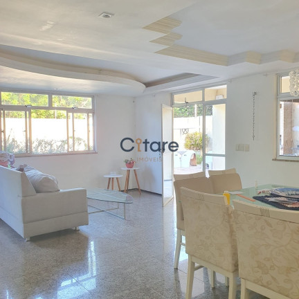 Imagem Casa com 3 Quartos à Venda, 762 m² em Sapiranga - Fortaleza Imagem Casa com 3 Quartos à Venda, 762 m² em Sapiranga - Fortaleza