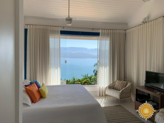 Imagem Casa com 4 Quartos à Venda, 2.785 m² em Ponta Grossa - Ubatuba Imagem Casa com 4 Quartos à Venda, 2.785 m² em Ponta Grossa - Ubatuba