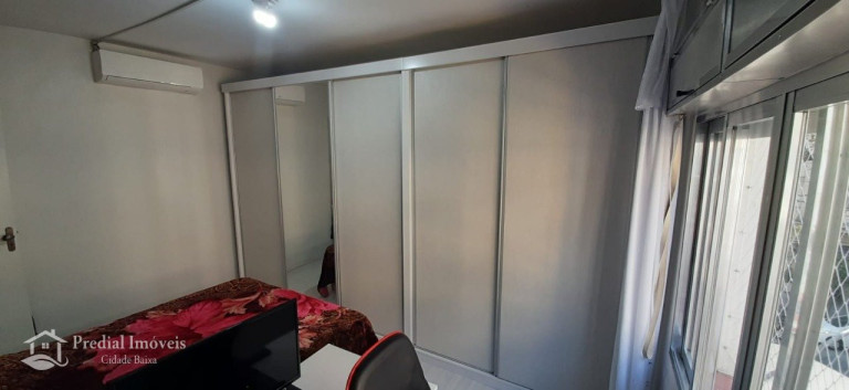 Imagem Apartamento com 1 Quarto à Venda, 52 m² em Centro Histórico - Porto Alegre Imagem Apartamento com 1 Quarto à Venda, 52 m² em Centro Histórico - Porto Alegre