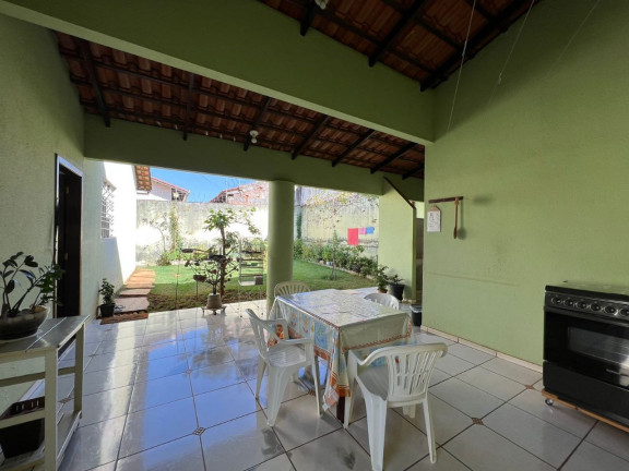 Imagem Casa com 4 Quartos à Venda, 220 m² em Jardim Atlântico - Goiânia