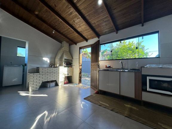 Imagem Casa com 3 Quartos à Venda, 130 m² em Centro - Balneário Barra Do Sul Imagem Casa com 3 Quartos à Venda, 130 m² em Centro - Balneário Barra Do Sul