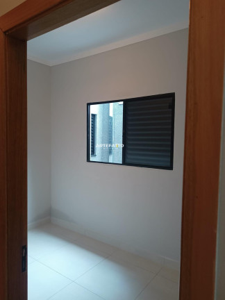 Imagem Casa com 3 Quartos à Venda, 200 m²
