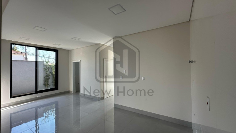 Imagem Casa com 3 Quartos à Venda, 200 m² em Maria Luiza - Cascavel