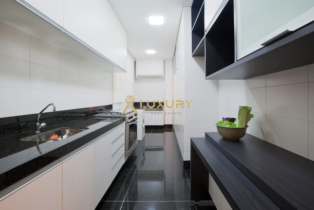 Imagem Imóvel com 3 Quartos à Venda, 83 m² em Lourdes - Belo Horizonte Imagem Imóvel com 3 Quartos à Venda, 83 m² em Lourdes - Belo Horizonte
