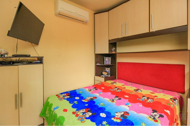 Imagem Imóvel com 2 Quartos à Venda, 64 m² em Nonoai - Porto Alegre