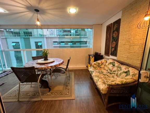 Imagem Apartamento com 3 Quartos à Venda, 239 m² em Centro - Balneário Camboriú
