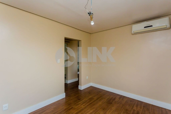 Imagem Apartamento com 2 Quartos à Venda, 66 m² em São João - Porto Alegre Imagem Apartamento com 2 Quartos à Venda, 66 m² em São João - Porto Alegre