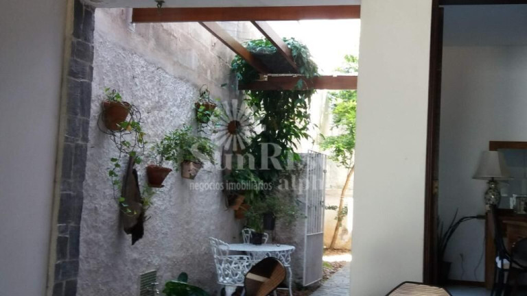 Imagem Casa com 3 Quartos à Venda, 293 m² em Vila Rosália - Guarulhos