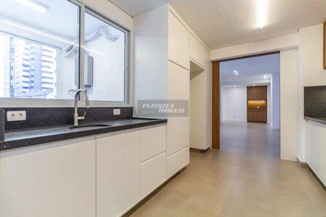 Imagem Apartamento com 3 Quartos à Venda, 143 m² em Higienópolis - São Paulo Imagem Apartamento com 3 Quartos à Venda, 143 m² em Higienópolis - São Paulo