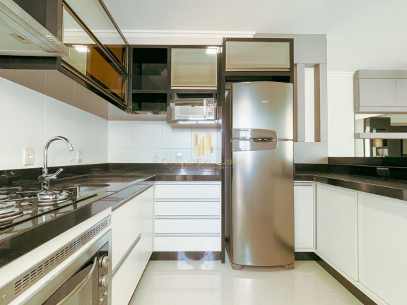 Imagem Apartamento com 3 Quartos à Venda, 102 m² em Centro - Balneário Camboriú Imagem Apartamento com 3 Quartos à Venda, 102 m² em Centro - Balneário Camboriú