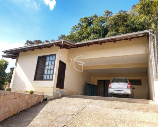 Imagem Casa com 3 Quartos à Venda,  em Bom Retiro - Joinville