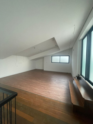 Imagem Casa com 3 Quartos à Venda, 360 m² em Ressacada - Itajaí