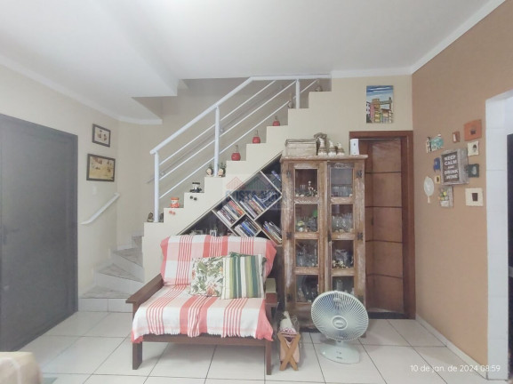 Imagem Casa com 2 Quartos à Venda, 90 m² em Guilhermina - Praia Grande