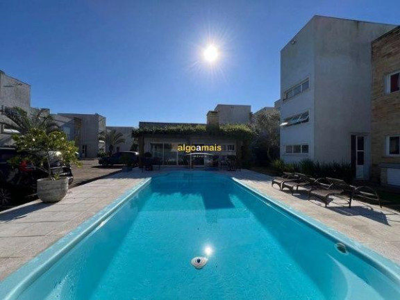 Imagem Imóvel com 3 Quartos à Venda, 110 m² em Centro - Xangri-lá