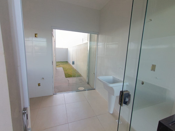 Imagem Casa com 3 Quartos à Venda, 106 m² em Novo Mundo - Uberlândia Imagem Casa com 3 Quartos à Venda, 106 m² em Novo Mundo - Uberlândia