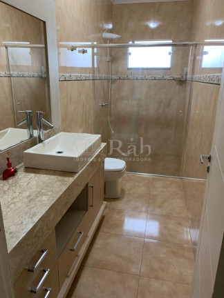 Imagem Sobrado com 3 Quartos à Venda, 192 m² em São Vicente - Itajaí Imagem Sobrado com 3 Quartos à Venda, 192 m² em São Vicente - Itajaí