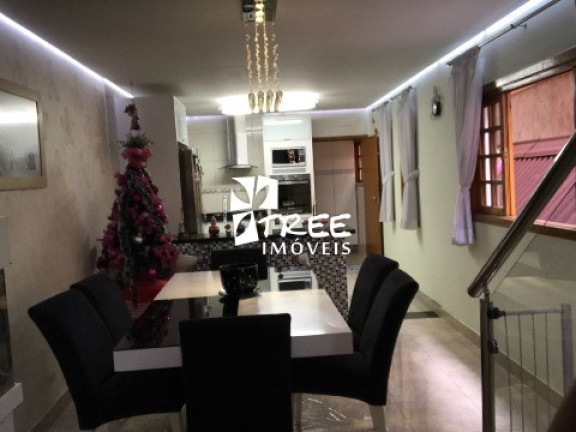 Imagem Sobrado com 3 Quartos à Venda, 180 m² em Cidade Nova Arujá - Arujá Imagem Sobrado com 3 Quartos à Venda, 180 m² em Cidade Nova Arujá - Arujá