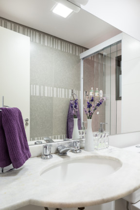 Imagem Apartamento com 2 Quartos à Venda, 73 m² em Cidade Baixa - Porto Alegre Imagem Apartamento com 2 Quartos à Venda, 73 m² em Cidade Baixa - Porto Alegre