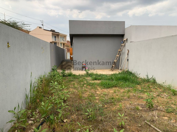 Imagem Casa com 2 Quartos à Venda, em Bairro De Fátima - Califórnia Da Barra Imagem Casa com 2 Quartos à Venda, em Bairro De Fátima - Califórnia Da Barra