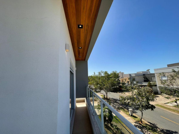 Imagem Casa com 3 Quartos à Venda, 375 m² em Jardim Itália - Cuiabá