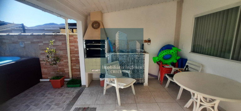 Imagem Casa com 3 Quartos à Venda, 158 m² em São João Do Rio Vermelho - Florianópolis Imagem Casa com 3 Quartos à Venda, 158 m² em São João Do Rio Vermelho - Florianópolis
