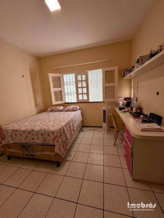 Imagem Casa com 5 Quartos à Venda, 186 m² em Edson Queiroz - Fortaleza Imagem Casa com 5 Quartos à Venda, 186 m² em Edson Queiroz - Fortaleza