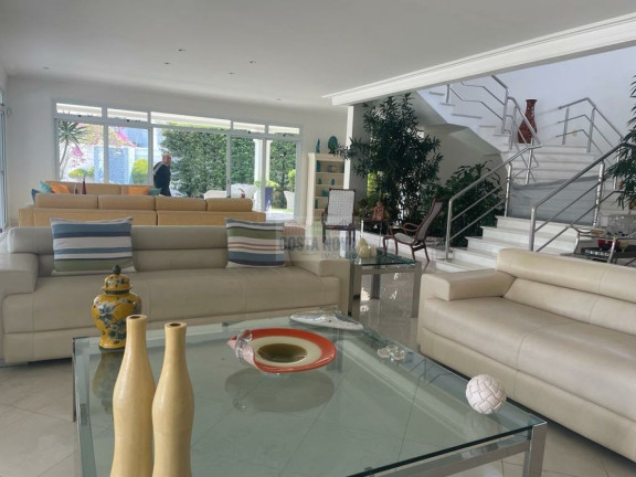 Imagem Casa com 5 Quartos à Venda, 757 m² em Jardim Virgínia - Guarujá Imagem Casa com 5 Quartos à Venda, 757 m² em Jardim Virgínia - Guarujá