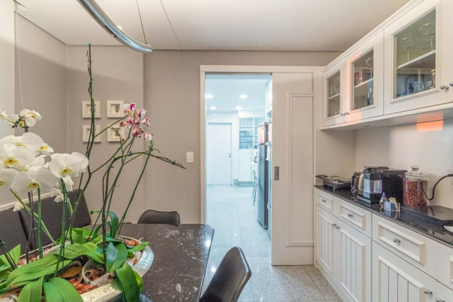 Imagem Apartamento com 4 Quartos à Venda, 320 m² em Tatuapé - São Paulo