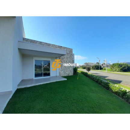 Imagem Casa com 4 Quartos à Venda, 370 m² em Centro - Camboriú Imagem Casa com 4 Quartos à Venda, 370 m² em Centro - Camboriú