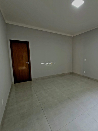 Imagem Casa com 2 Quartos à Venda, 126 m²